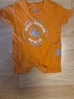 Harley-Davidson Orange Kids Short Sleeve Short Onesie with White Logo,6-9 months
